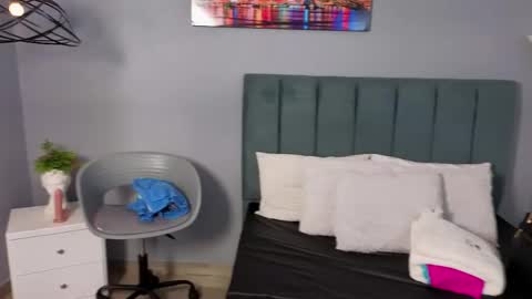 Ali online show from April 23, 2026, 11:20 am