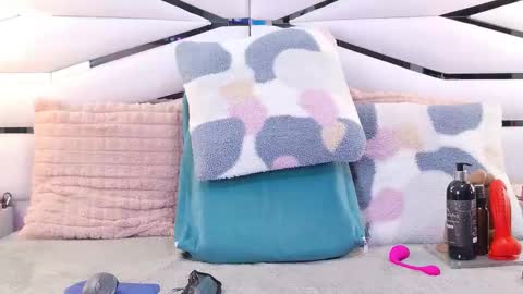 Allicia online show from January 10, 2026, 7:15 pm