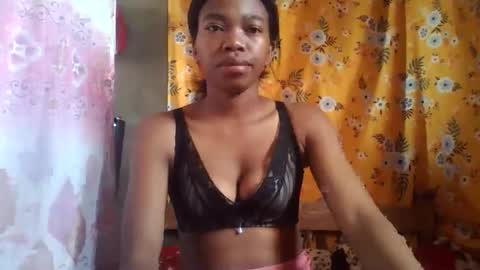 alliciax632770 online show from November 24, 2025, 11:43 am