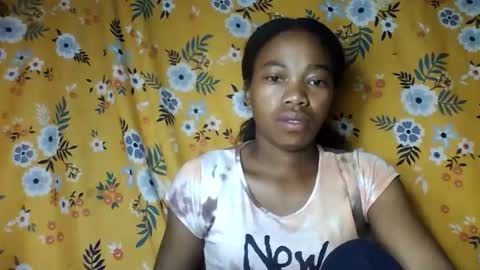 alliciax632770q online show from February 4, 2026, 11:42 pm