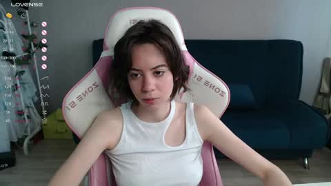 Snapshot of allie_hazie chatting on April 30, 2026, 12:50 am alice online show from April 30, 2026, 12:50 am