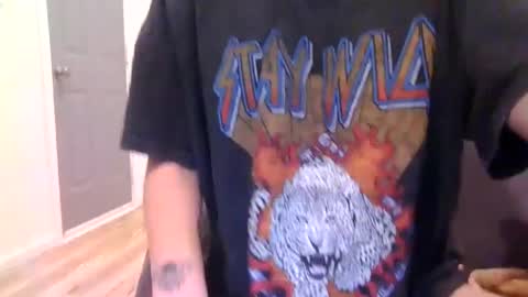 alliebearx online show from February 11, 2025, 12:06 am