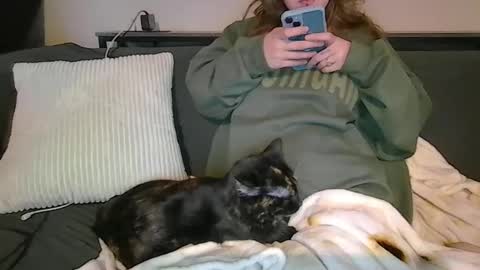 Snapshot of alliebearx chatting on May 27, 2026, 1:57 am alliebearx online show from May 27, 2026, 1:57 am