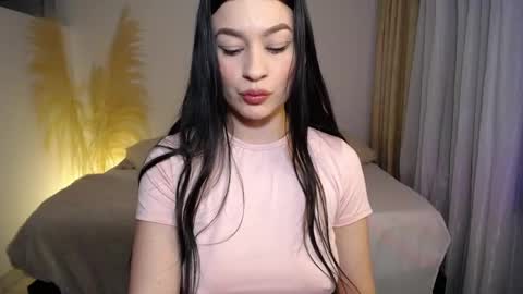 Snapshot of allierose_ chatting on April 30, 2026, 2:45 pm Allie online show from April 30, 2026, 2:45 pm