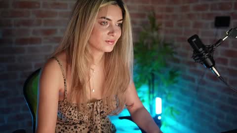 Allie online show from January 10, 2025, 5:37 am