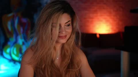 Allie online show from February 26, 2025, 4:36 am