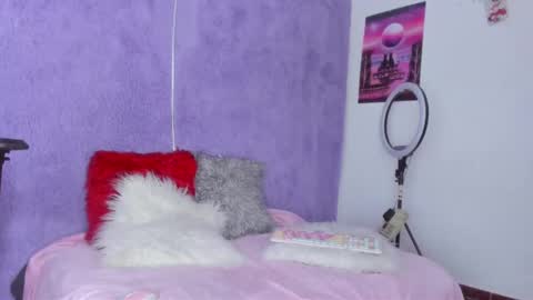 ALLIS0N IK  online show from January 21, 2025, 8:41 am