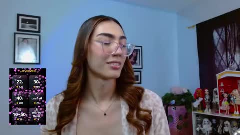   online show from October 7, 2025, 7:44 pm