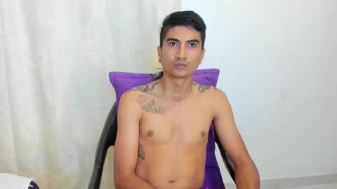 AllisonJustin online show from February 17, 2025, 5:14 am