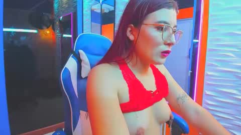 ALLISON online show from November 22, 2025, 4:11 am