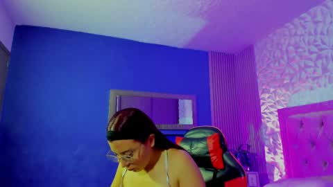 ALLISON online show from April 22, 2026, 3:31 am