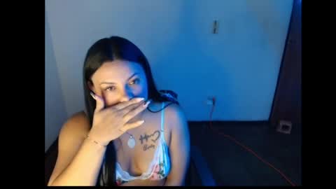 Snapshot of allisonn_smith18 chatting on May 1, 2026, 1:32 am Alisson online show from May 1, 2026, 1:32 am