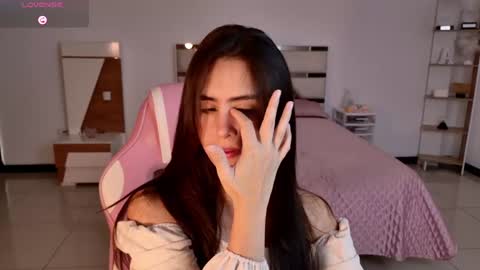 Allison Palmer online show from September 11, 2025, 12:49 pm