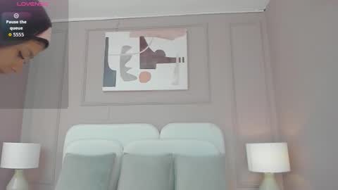 alison  online show from October 19, 2025, 10:38 am