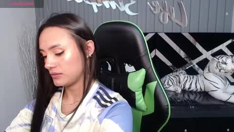 Allisson online show from February 12, 2025, 3:29 am