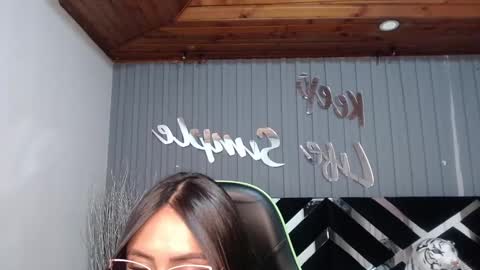 Allisson online show from March 4, 2025, 6:37 am