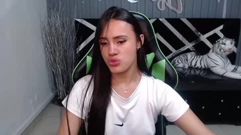 Allisson online show from March 7, 2025, 9:51 am