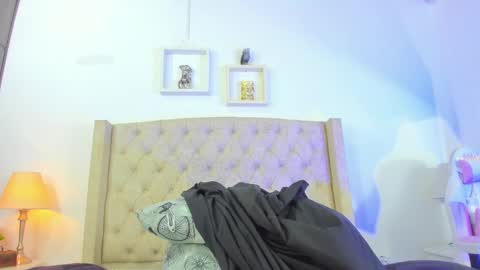 allisson online show from February 18, 2025, 12:06 pm