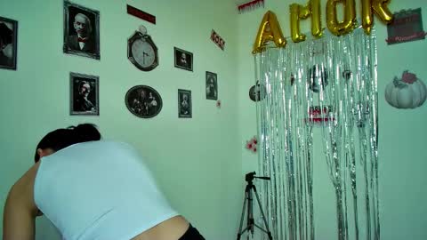 Alli online show from October 27, 2025, 7:51 pm