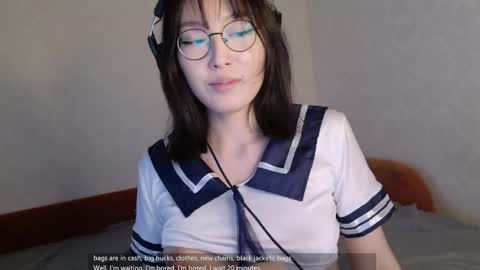 Alina online show from April 15, 2026, 3:52 pm