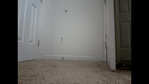 alllursss online show from December 25, 2024, 4:00 pm