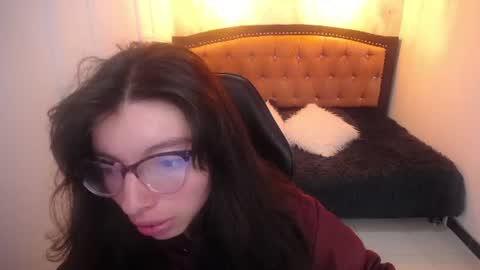 Snapshot of alllyson_ chatting on June 30, 2026, 8:10 pm alison online show from June 30, 2026, 8:10 pm