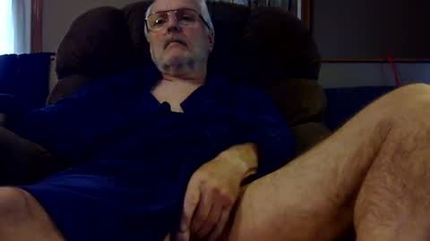 Snapshot of allo00 chatting on June 18, 2026, 6:23 pm allo00 online show from June 18, 2026, 6:23 pm