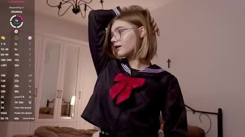 Snapshot of allotropp chatting on October 9, 2025, 6:17 pm ALOTROPP NOT BABY online show from October 9, 2025, 6:17 pm