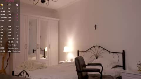 Snapshot of allotropp chatting on October 10, 2025, 6:18 pm ALOTROPP NOT BABY online show from October 10, 2025, 6:18 pm