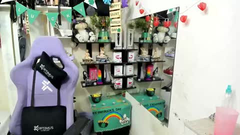 allsson_miller online show from March 12, 2025, 2:52 am