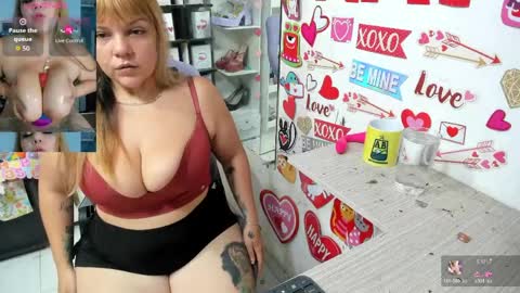 allsson_miller online show from April 3, 2026, 2:04 pm