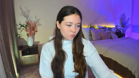 alluringeyess online show from September 26, 2025, 11:14 am