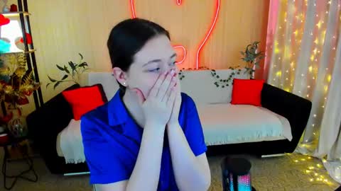 alluringeyess online show from April 20, 2026, 5:48 pm