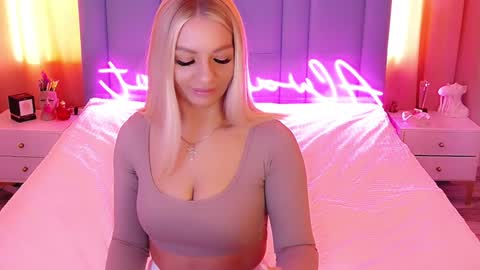 AlwaysHot online show from February 8, 2025, 3:08 am