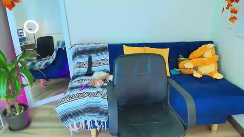 Ally  help me reach 100 satisfaid online show from November 20, 2025, 9:03 pm