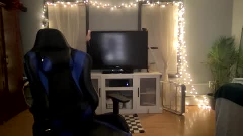 allyanalangel online show from February 4, 2025, 7:18 am