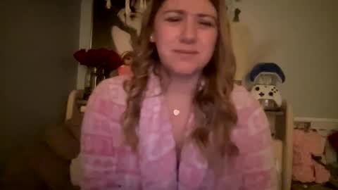 allyanalangel online show from February 17, 2025, 8:52 am