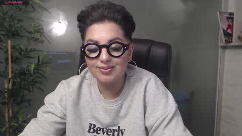         online show from January 15, 2025, 9:20 pm