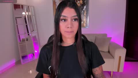 Alisson online show from October 29, 2025, 10:06 am