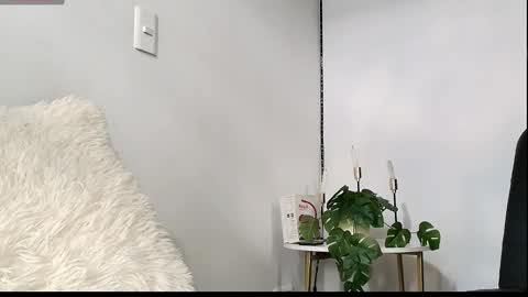 allymdo online show from November 3, 2025, 6:42 pm