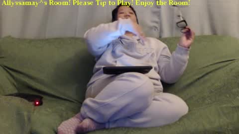 Allyssamay online show from January 10, 2025, 4:22 am