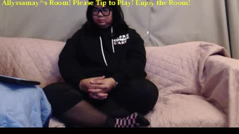 Allyssamay online show from October 30, 2025, 4:58 am