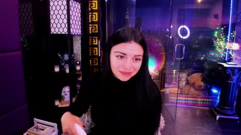 Snapshot of alma_pearl chatting on June 4, 2026, 6:52 am Alma online show from June 4, 2026, 6:52 am