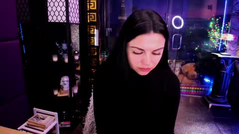 Snapshot of alma_pearl chatting on June 5, 2026, 7:58 am Alma online show from June 5, 2026, 7:58 am