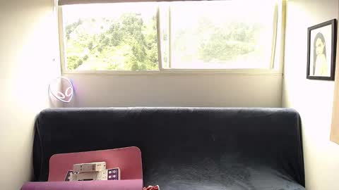 Arhantxa online show from December 14, 2025, 4:23 pm