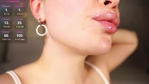 Alma online show from February 10, 2025, 3:32 pm