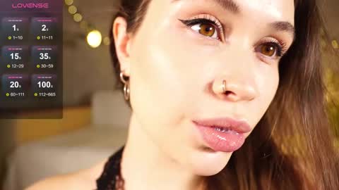 Alma online show from November 7, 2025, 5:02 pm