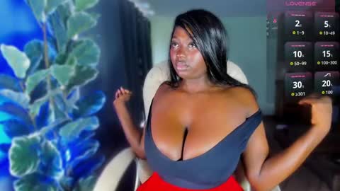 Snapshot of almaahotxxx chatting on May 19, 2026, 2:56 pm almaahotxxx online show from May 19, 2026, 2:56 pm
