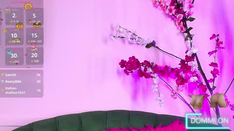 ALMENDRAEVANS online show from January 20, 2025, 2:57 pm