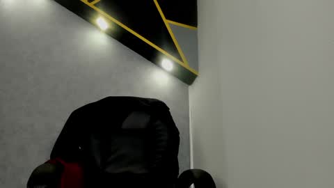 ALMMA online show from February 3, 2025, 8:57 pm